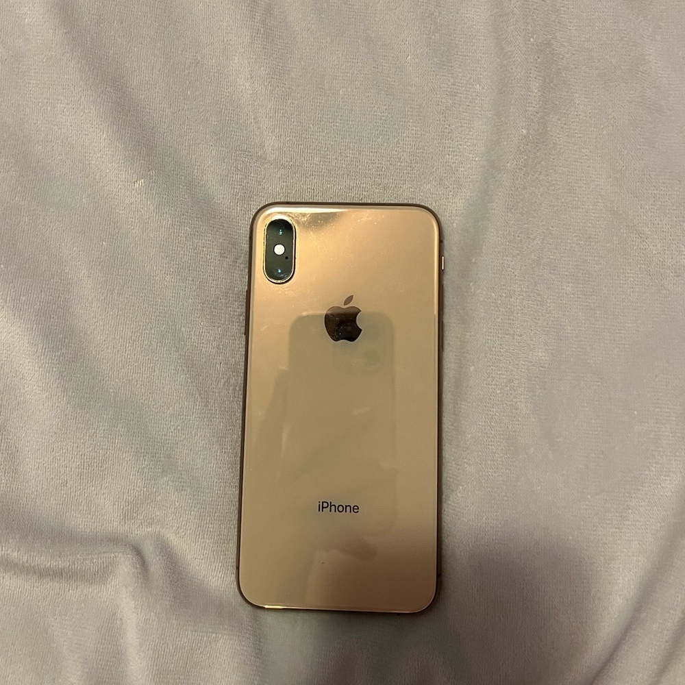 iPhone XS WATER DAMAGE